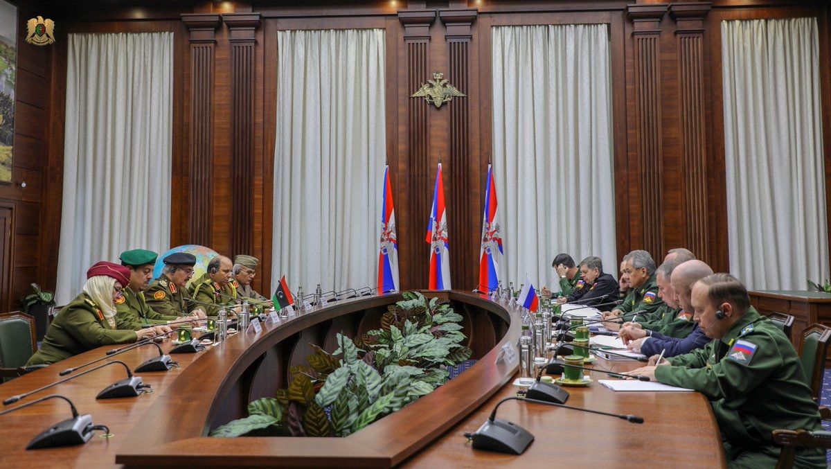 Халифа Хафтар с делегацией на переговорах в Москве 