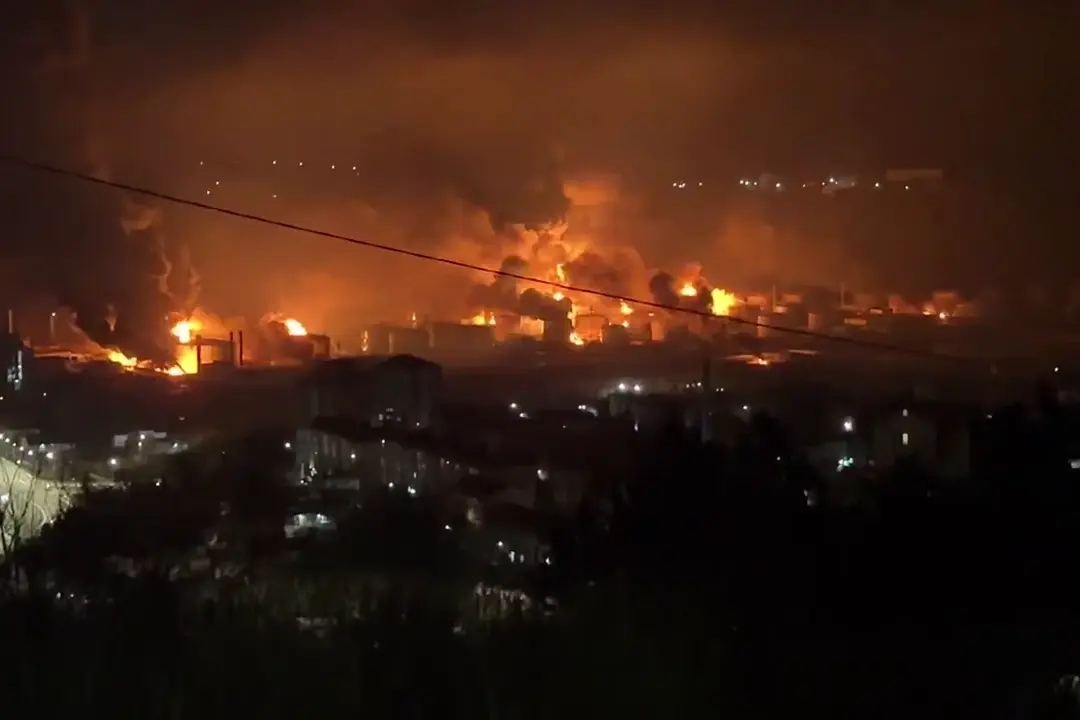 The post of Tuapse ablaze after a Ukrainian drone attack on April 20. Photo: Screenshot of video shared by Exilenova+