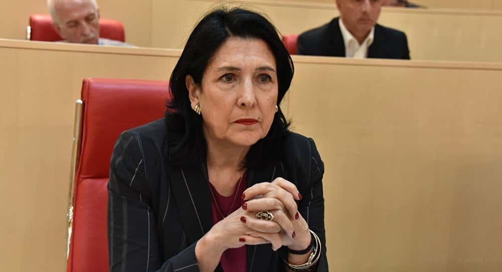 Зурабишвили: Сейчас не время сотрудничать с Россией