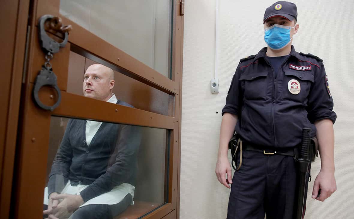 Суд отпустил из СИЗО под домашний арест врачей, проходящих по делу о торговле детьми от суррогатных матерей