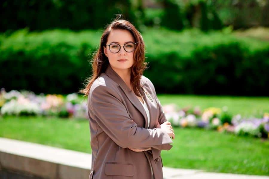 Фейк кремлевских СМИ: в Украине разгорелся скандал из-за дорогой фотосессии премьер-министра для журнала Vogue