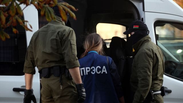 В Беларуси силовики пришли с обысками к журналистам «Белсата» и «Радио Свобода»