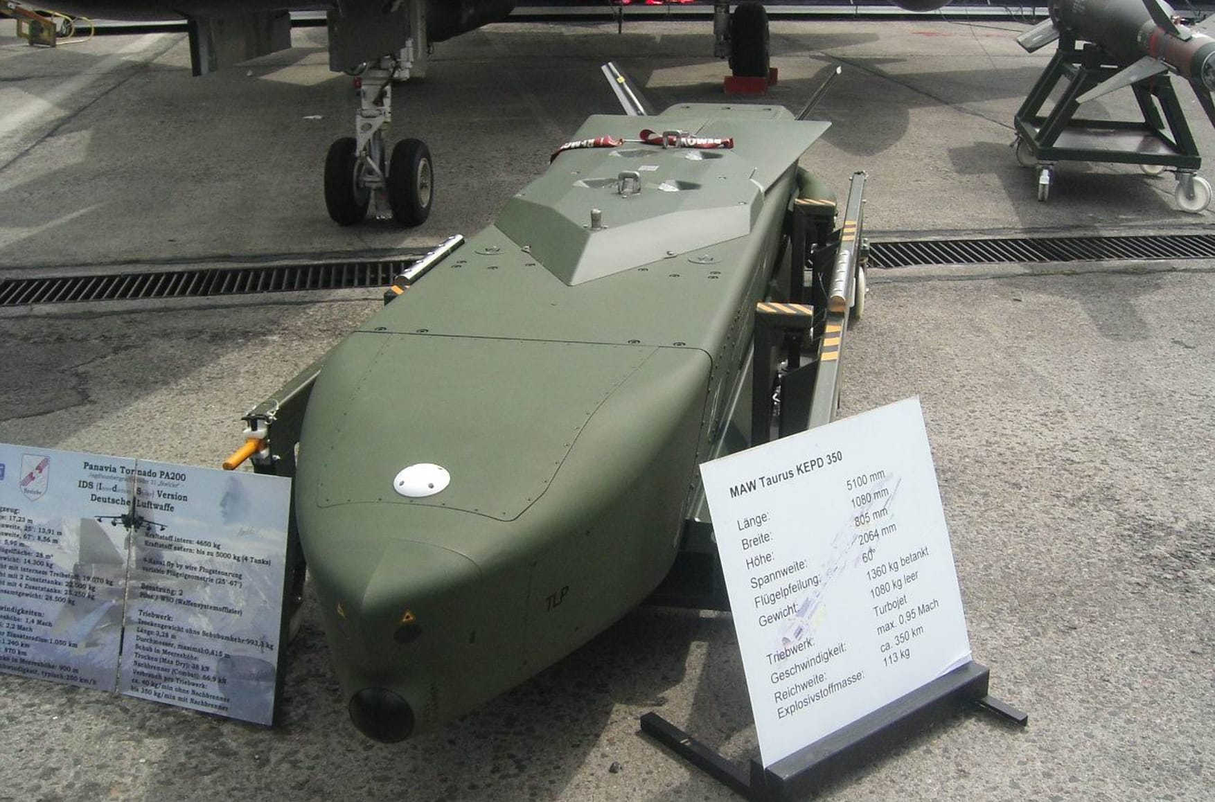 Утром деньги — вечером Taurus? Что на деле означает решение Германии финансировать производство дальнобойных вооружений в Украине