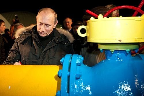 Фейк: Путин с Аксеновым организовали поставки крымского газа в Херсонскую область