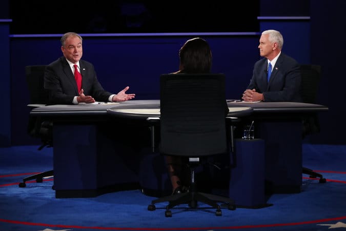 Кандидаты в вице-президенты Тим Кейн и Майк Пенс сошлись в критике Путина