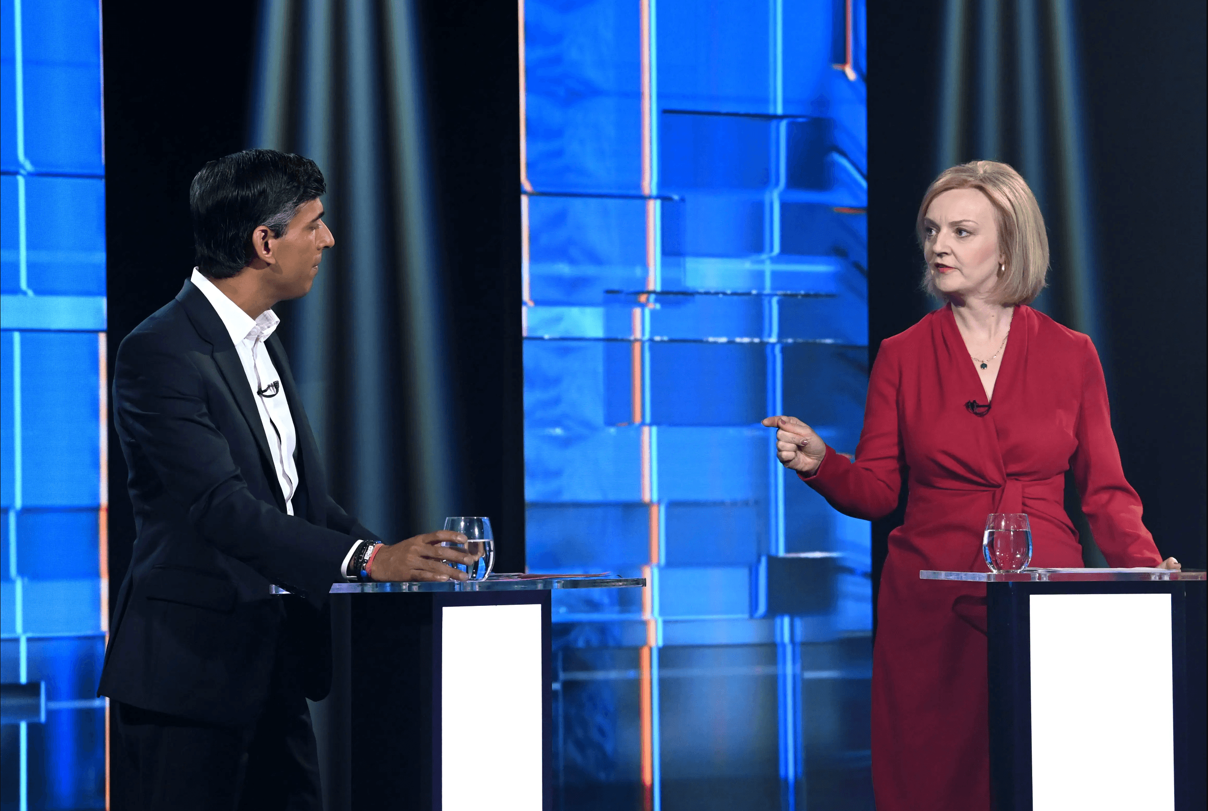 Премьер нового сезона. Кто станет новым лидером Великобритании 