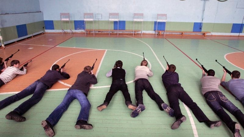 «Ъ»: Министерство образования отправило в четыре вуза Москвы программу курса по начальной военной подготовке