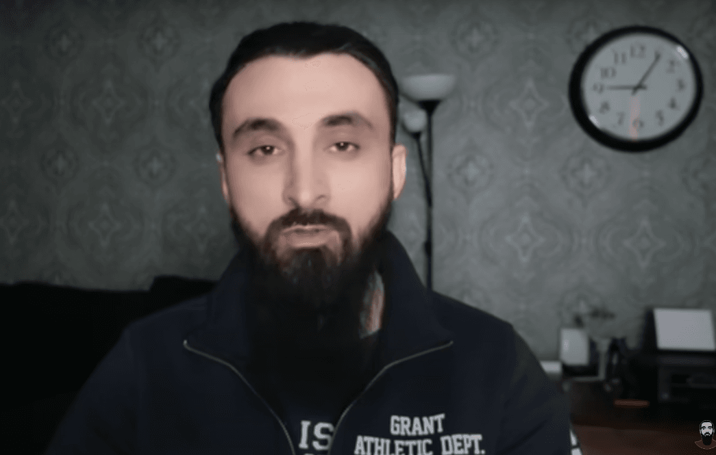 Чеченский оппозиционный блогер Тумсо Абдурахманов, пропавший в декабре, вышел на связь