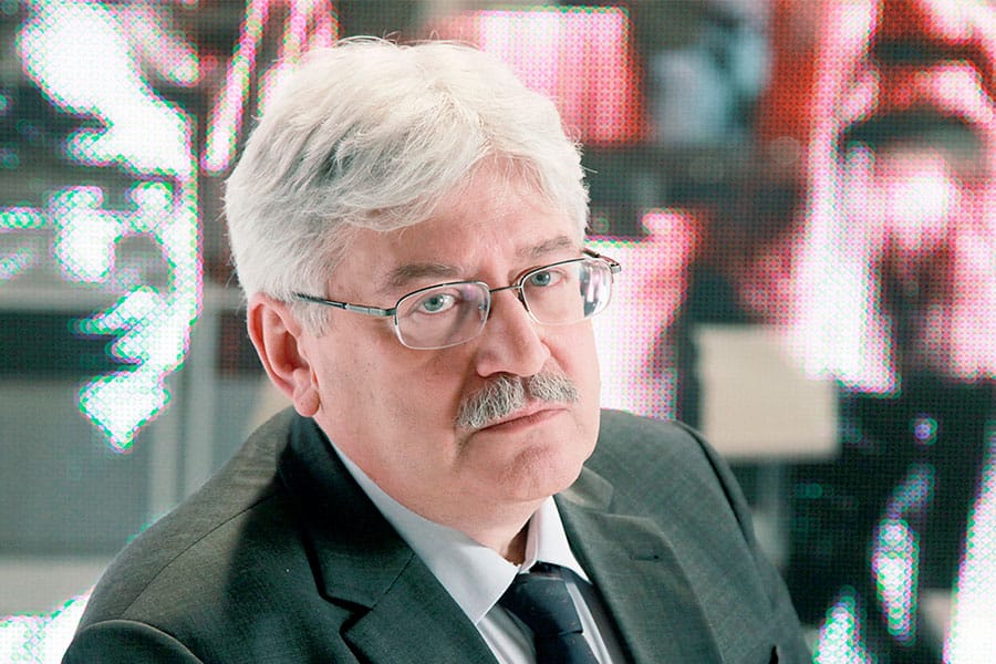 «Путин — неосталинский режим, прямое продолжение Сталина». Юрий Пивоваров о том, как диктаторы влюбляют в себя людей