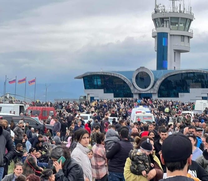 Kremlin sends Russian media manuals on how to cover Azerbaijan's attack on Karabakh, advising to blame Armenia and the West, Meduza reports