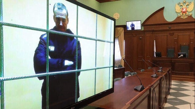 Navalny out of reach for 10 days straight, Russia’s Federal Penitentiary Service claims he “left the Vladimir Region”