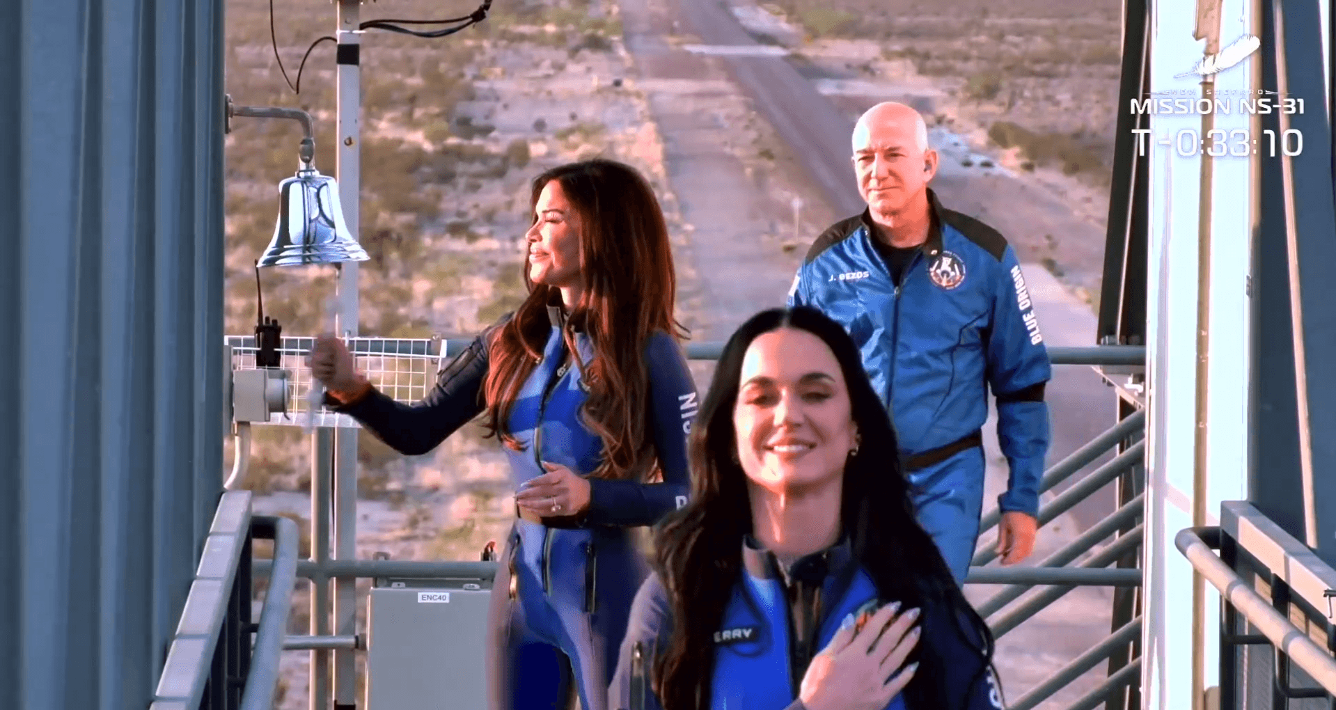 Ракета New Shepard стартовала с космодрома в Техасе. На борту — Кэти Перри и еще пять женщин — первый полностью женский экипаж с 1963-го