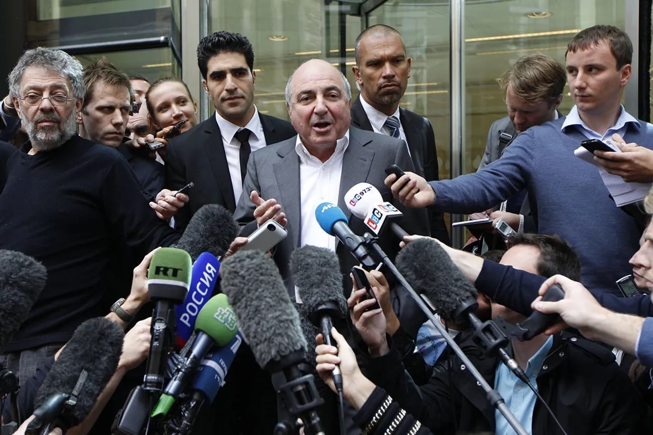 Путинские телекиллеры. Как российские журналисты избавились от хозяев, но обрели начальство — отрывок из книги «Царь собственной персоной»