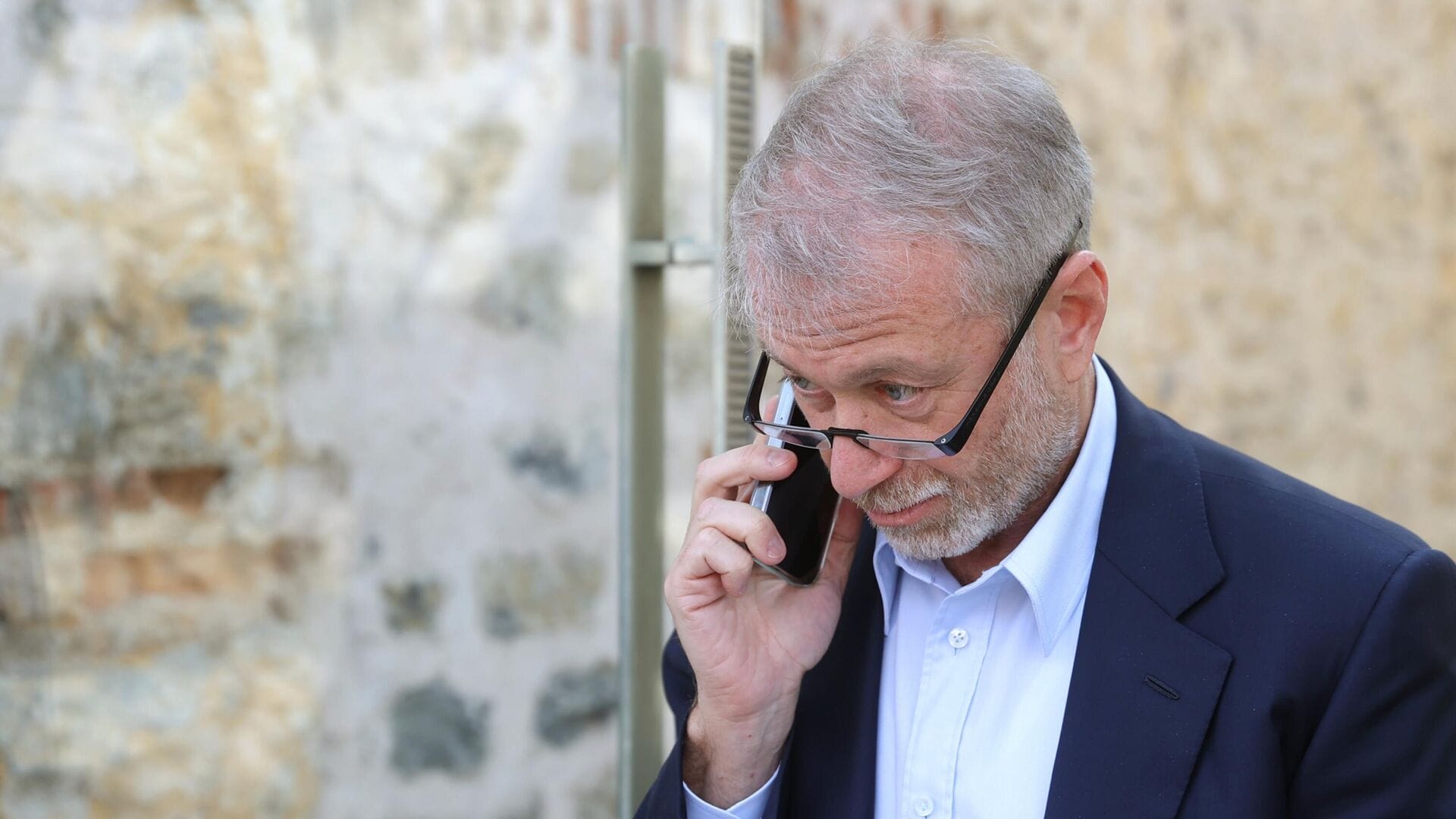 Billionaire Roman Abramovich under investigation in Jersey over claims of corruption and money laundering 