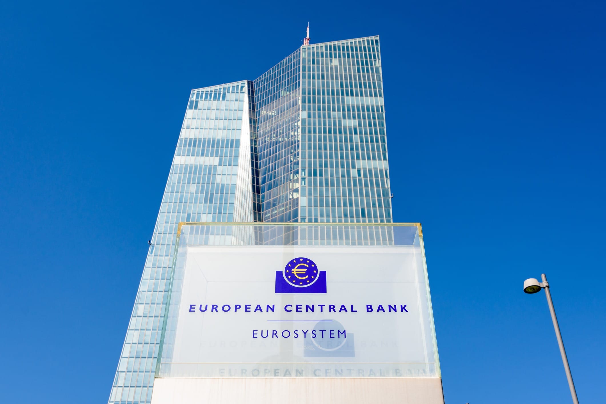 Ending sanctions on Russia’s central bank could oblige Belgium to return frozen assets to Moscow, analyst warns