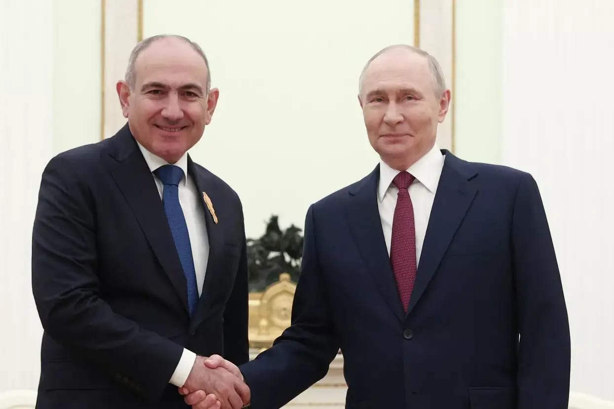Пашинян объяснил Путину отказ Армении от ОДКБ и пообещал оставить выбор между ЕС и ЕАЭС гражданам