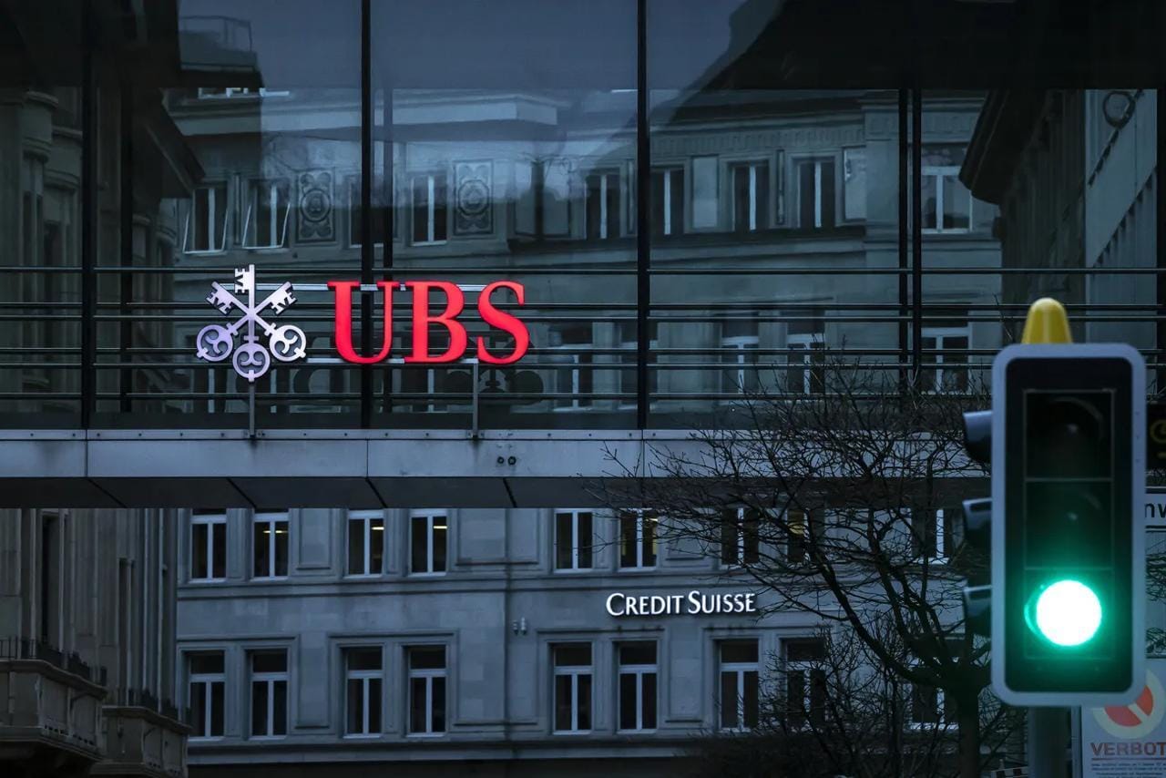Швейцарский банк UBS скрывает десятки тысяч документов по счетам, связанным с нацистами — следователь