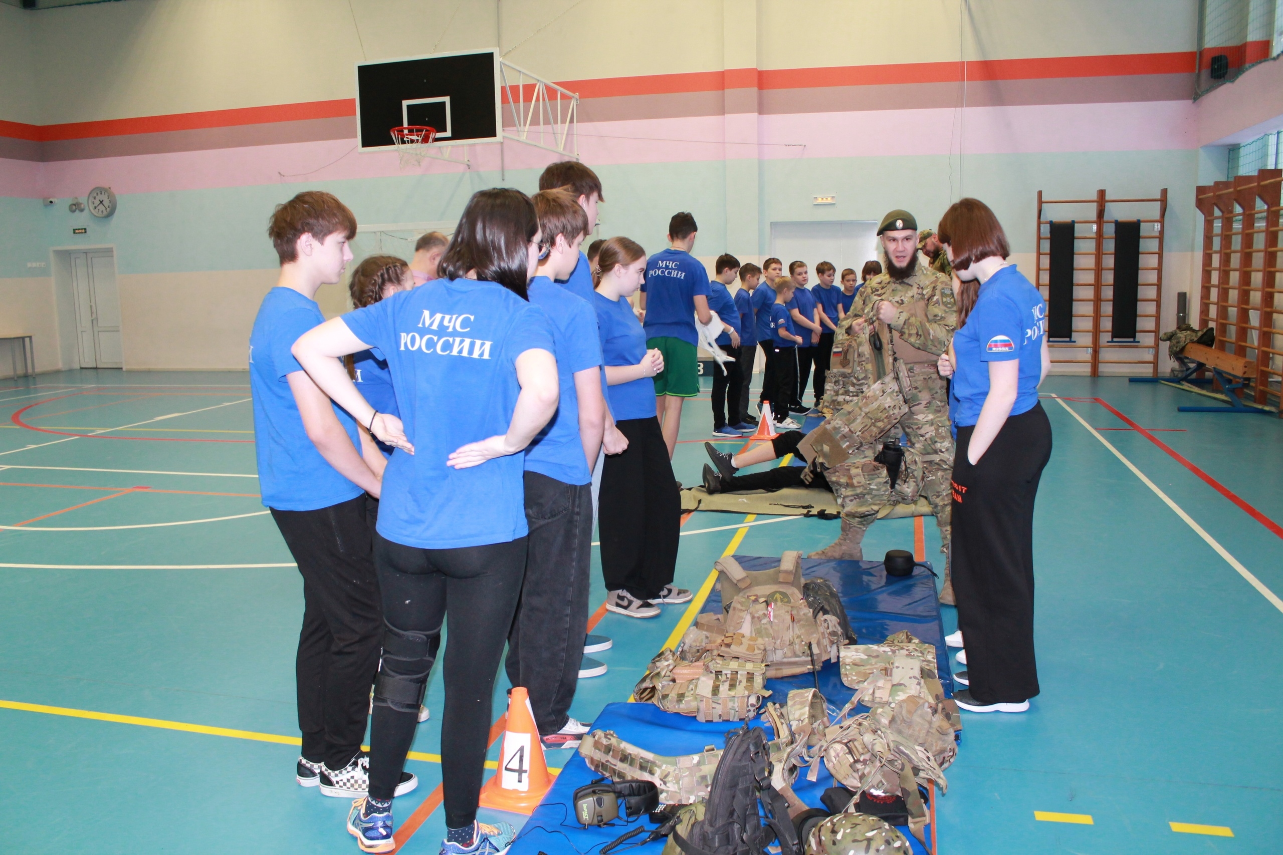 На занятиях «Добровольца» и Северо-cлавянской общины