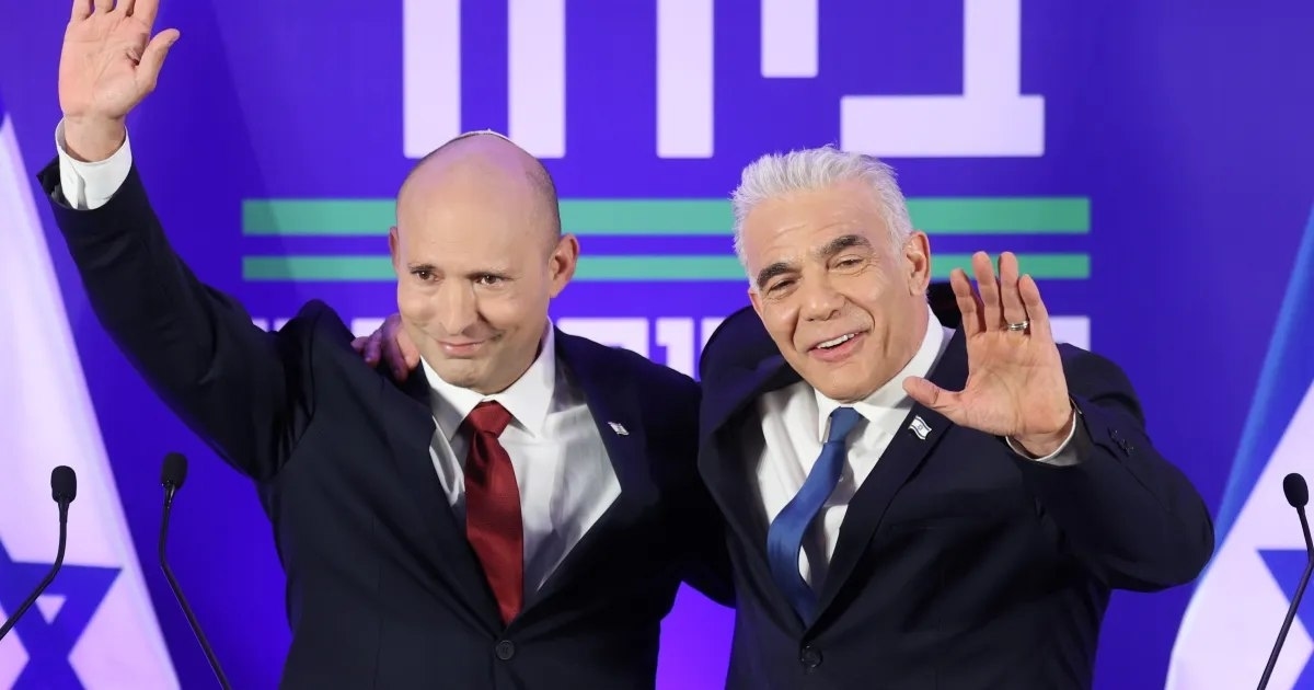 Opposition leaders Naftali Bennett and Yair Lapid