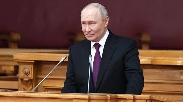 Vladimir Putin at a meeting of the Council of Legislators under the Federal Assembly of the Russian Federation