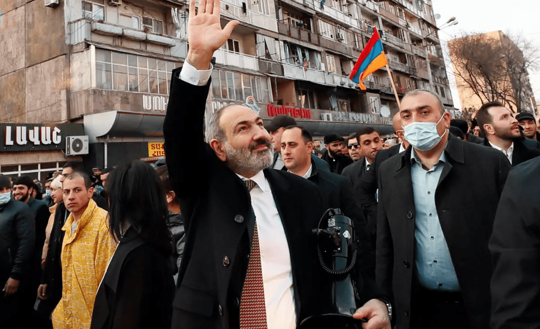 Как Кочарян спас Пашиняна. Проигранная война и социальные проблемы не заставили Армению вернуться к прошлому