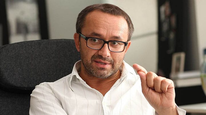 Звягинцев потребовал допустить Навального на выборы