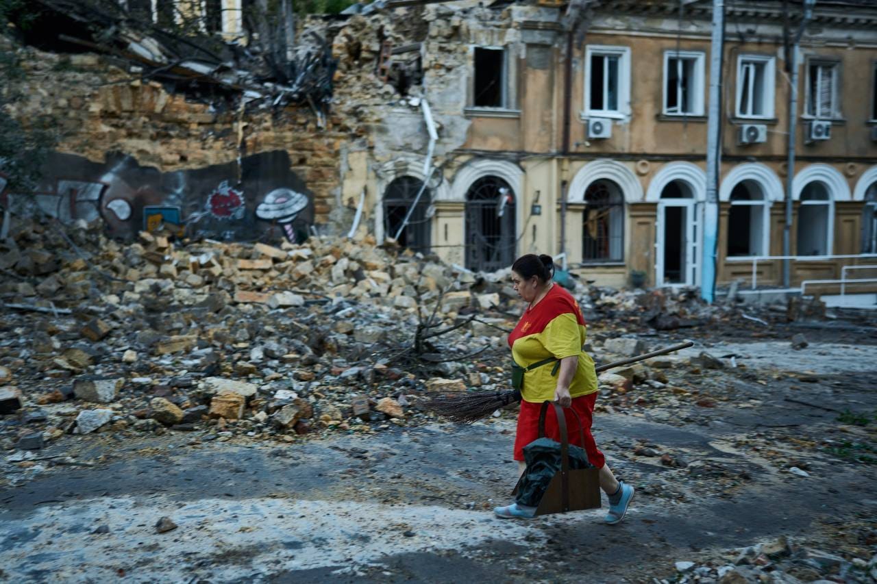 В Одессе после ракетного обстрела пострадали как минимум 25 памятников архитектуры