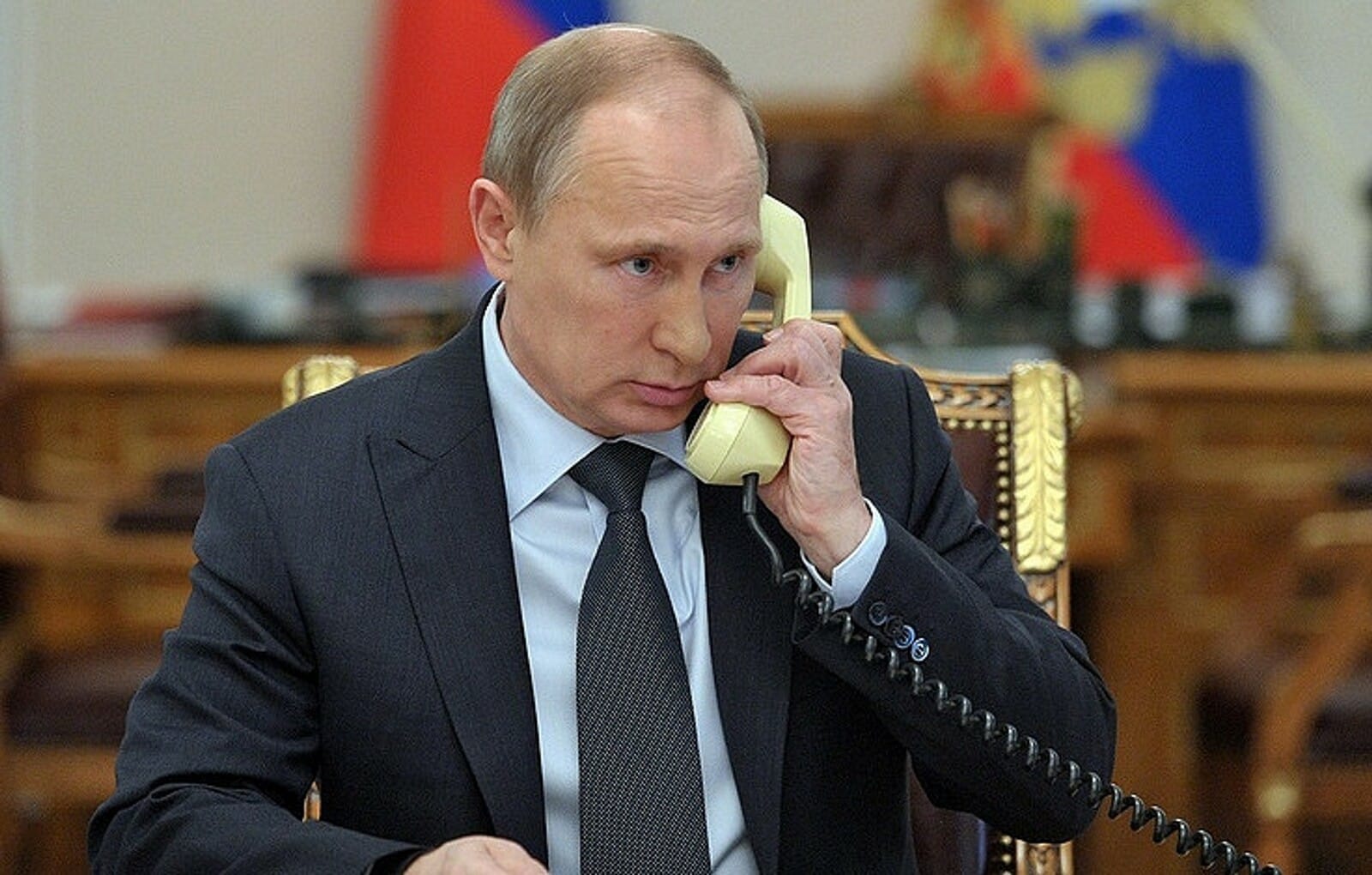 Путин извинился перед Алиевым за крушение азербайджанского самолета