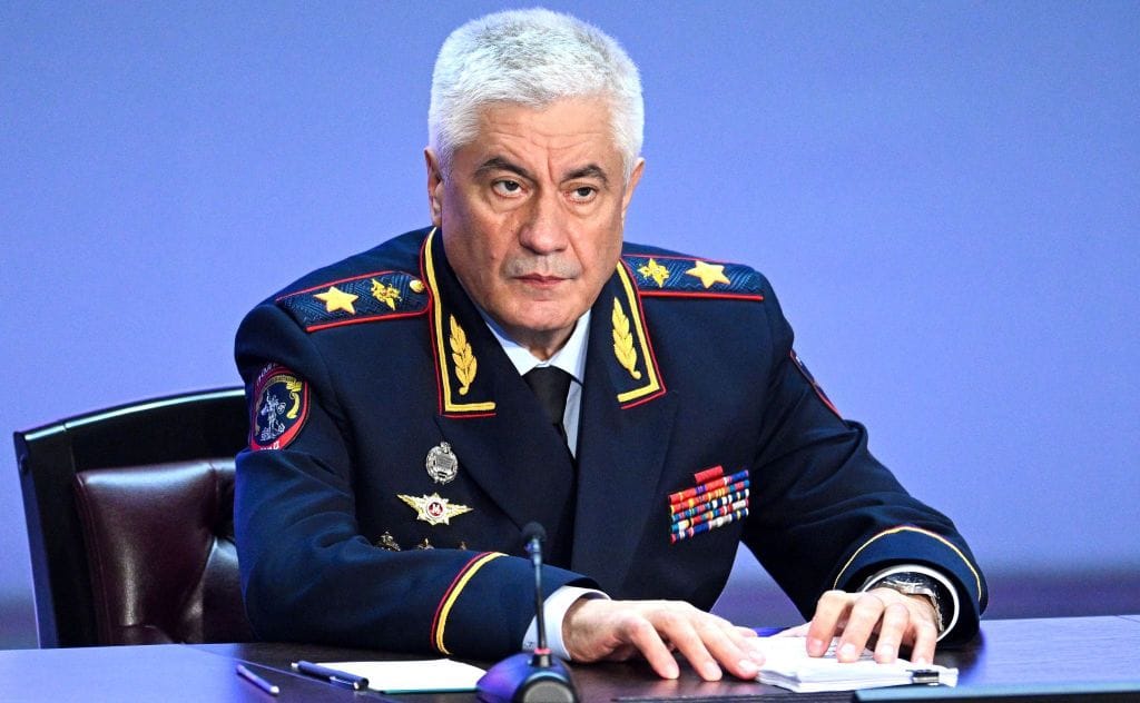 Колокольцев потребовал высылки мигрантов, «не приносящих пользы российскому обществу»