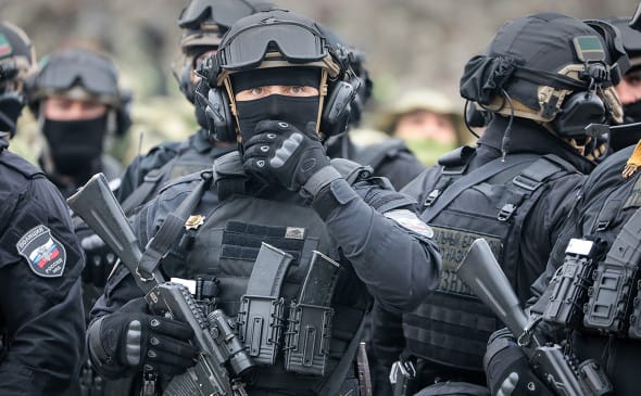 «Похищения и многомесячное удержание людей без суда и следствия стали в Чечне обычным явлением» — представитель чеченского движения «Нийсо»