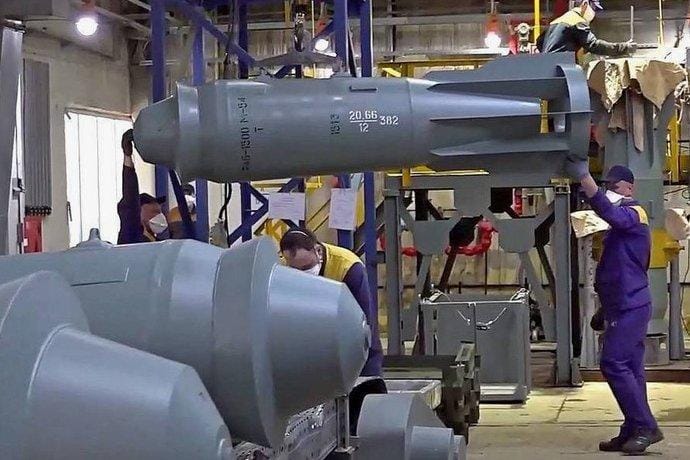 Химический брат. Как российское производство боеприпасов и взрывчатки зависит от поставок химикатов из КНР