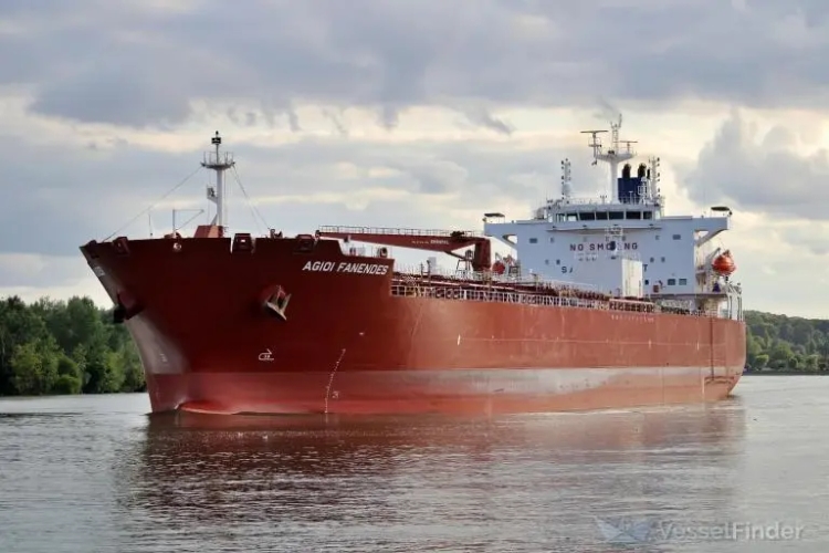The Malta-flagged Agioi Fanendes loaded 40,000 metric tons of diesel at the Baltic port of Primorsk on Oct. 22 and set course for New York. Photo: Lounes Mehdid / Vessel Finder