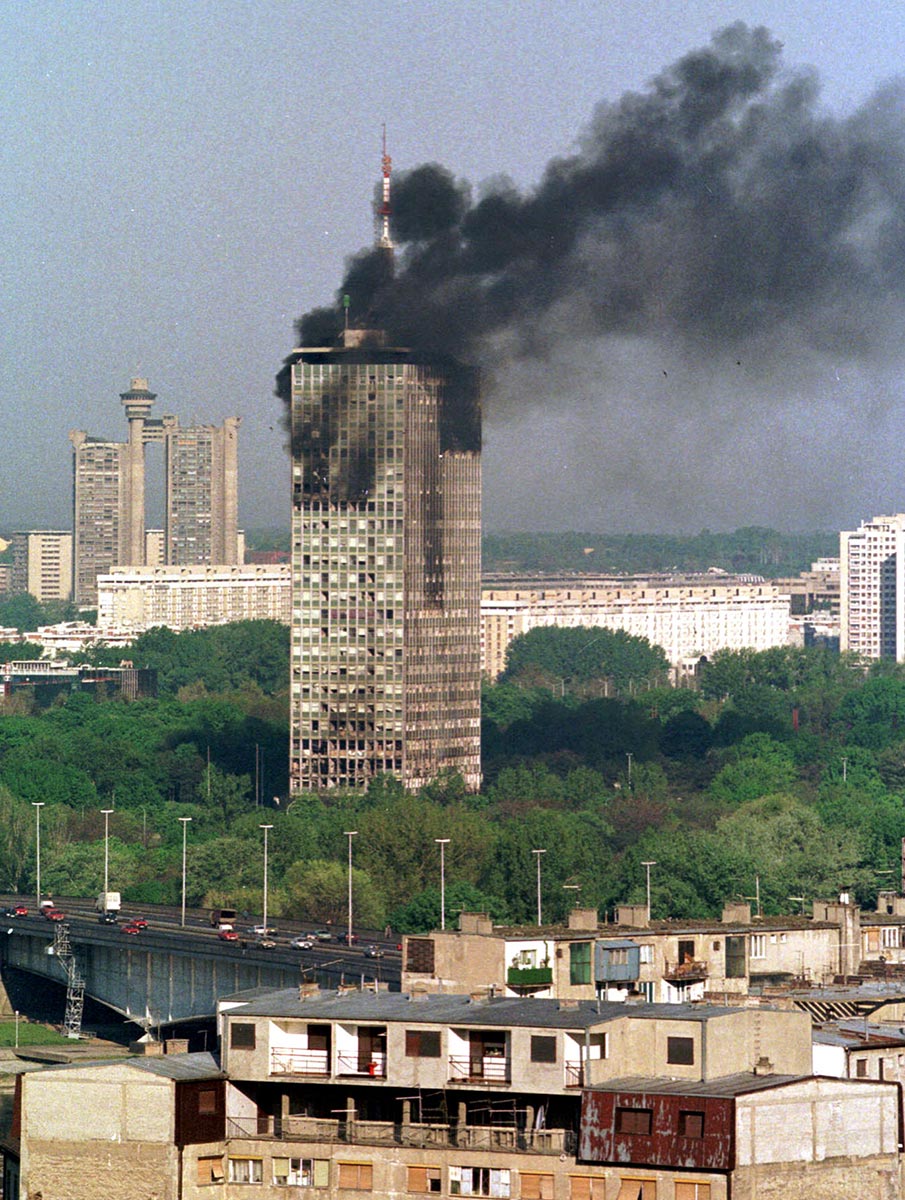 Башня Usce после обстрела НАТО, 1999 год.