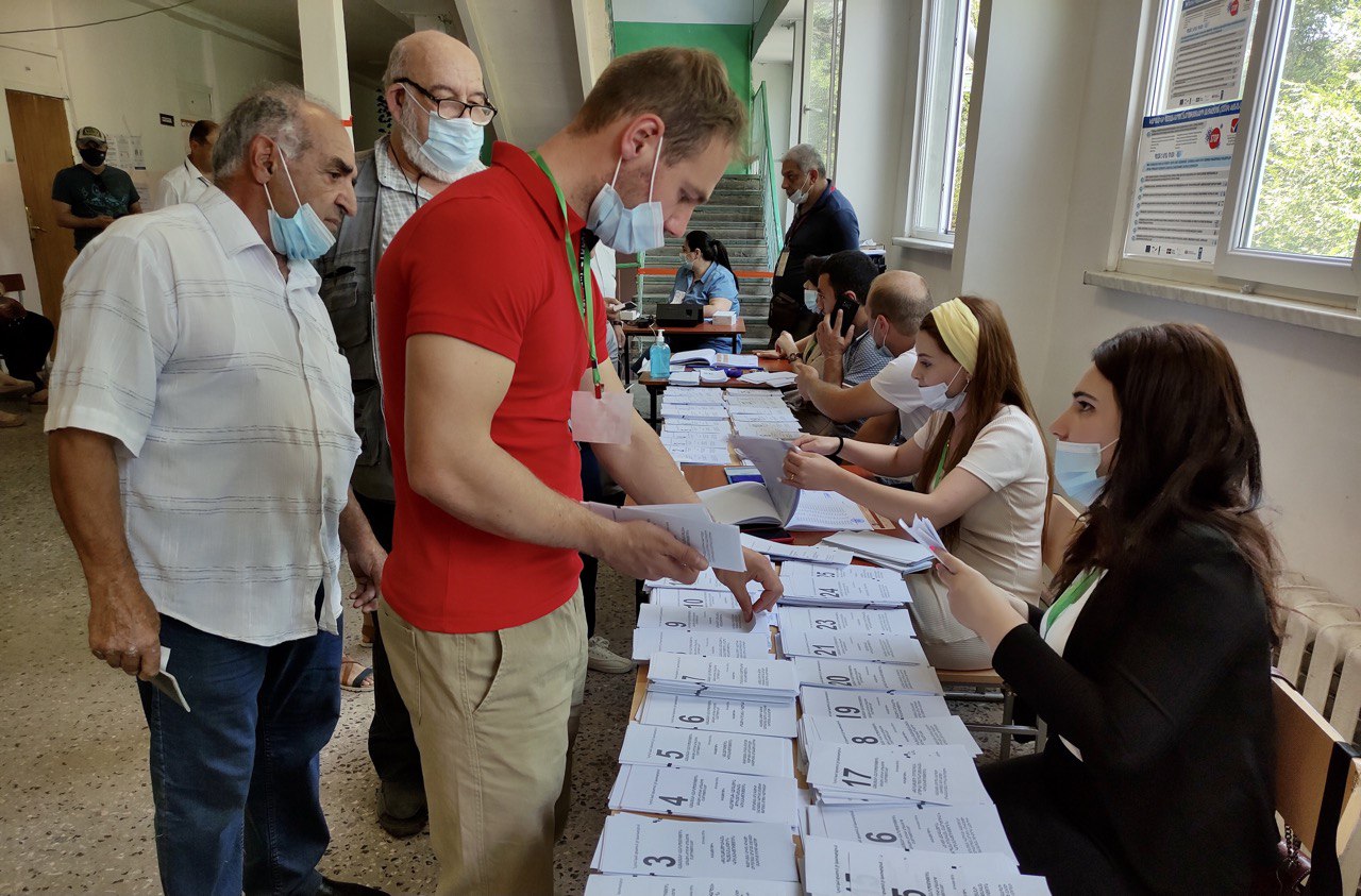 Ашот Газазян