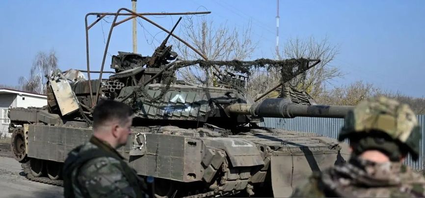 A destroyed M1 Abrams tank abandoned by its crew in the Kursk Region.