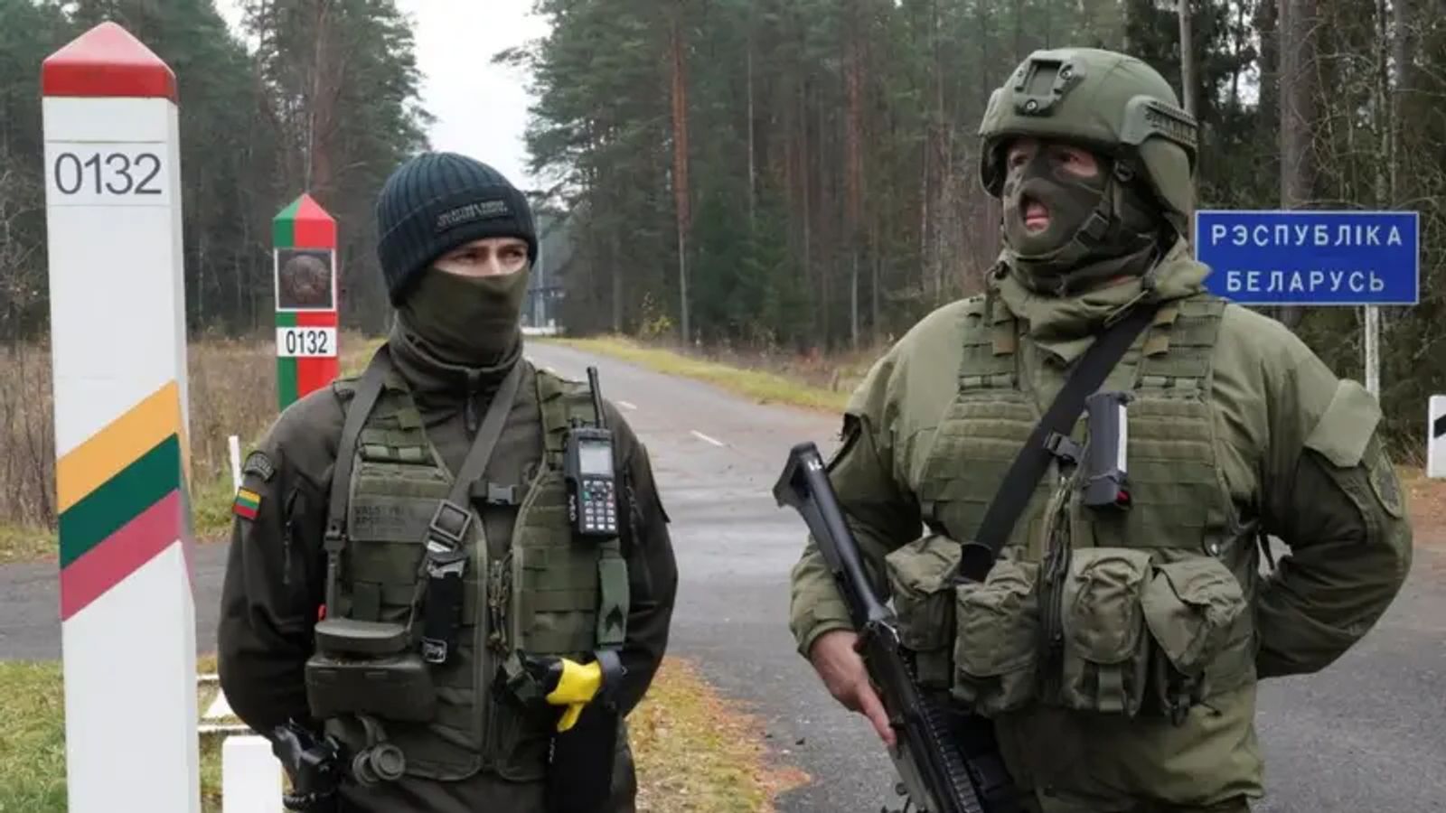 Lithuanian border guards on the frontier with Belarus