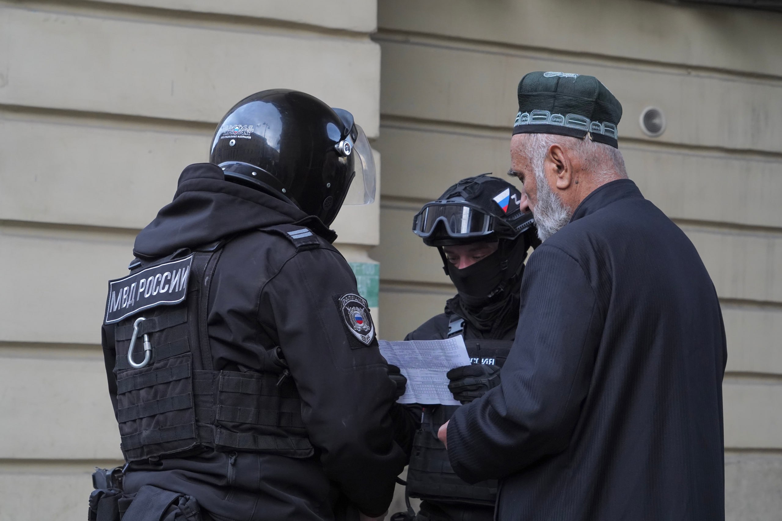 Полицейский рейд в Петербурге
